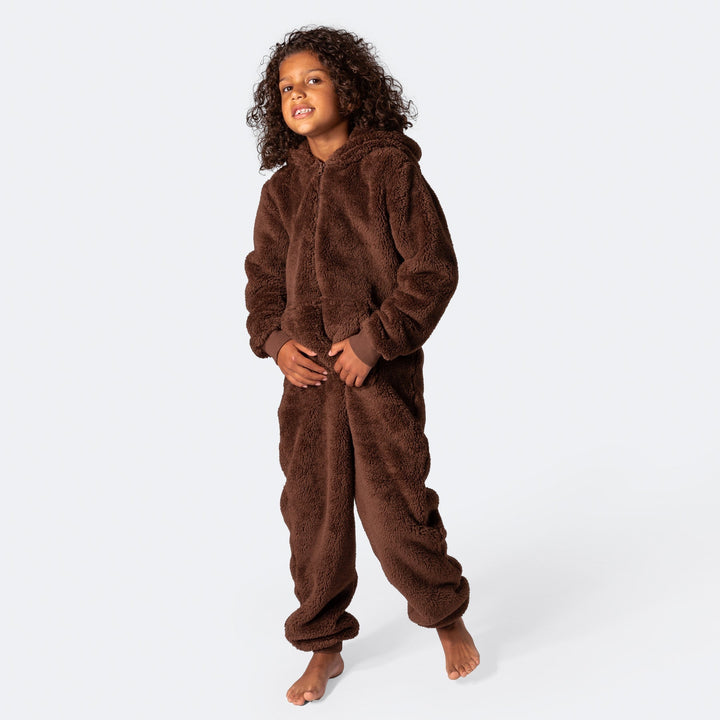 Ruskea nalle-onesie lapsille