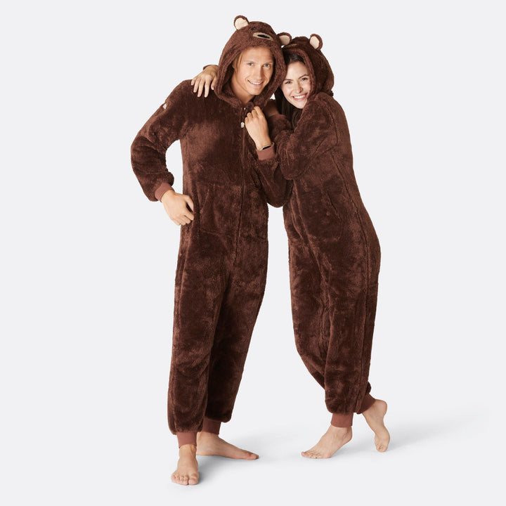 Ruskea nalle-onesie miehille