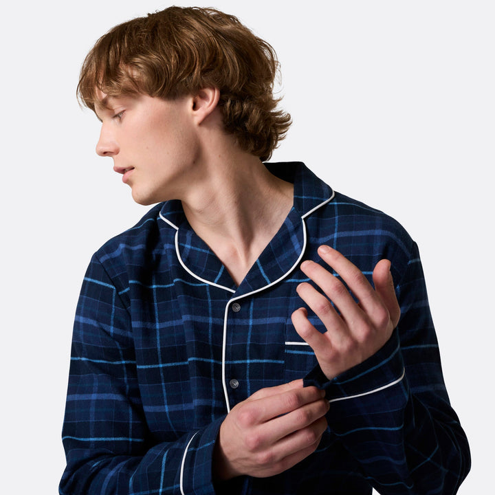 Sininen flanellinen joulupyjama miehille