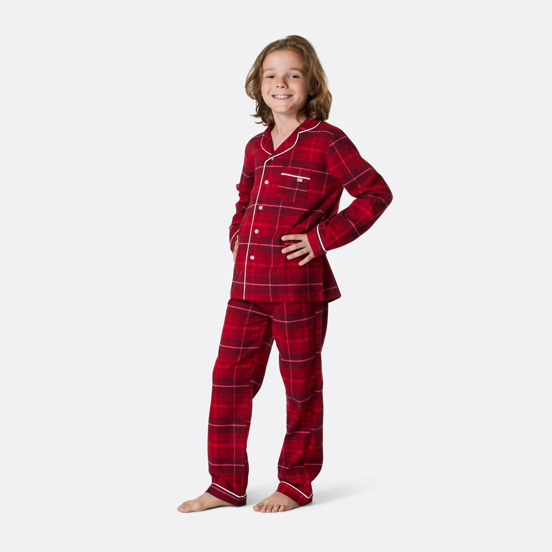 Punainen flanellinen joulupyjama lapsille