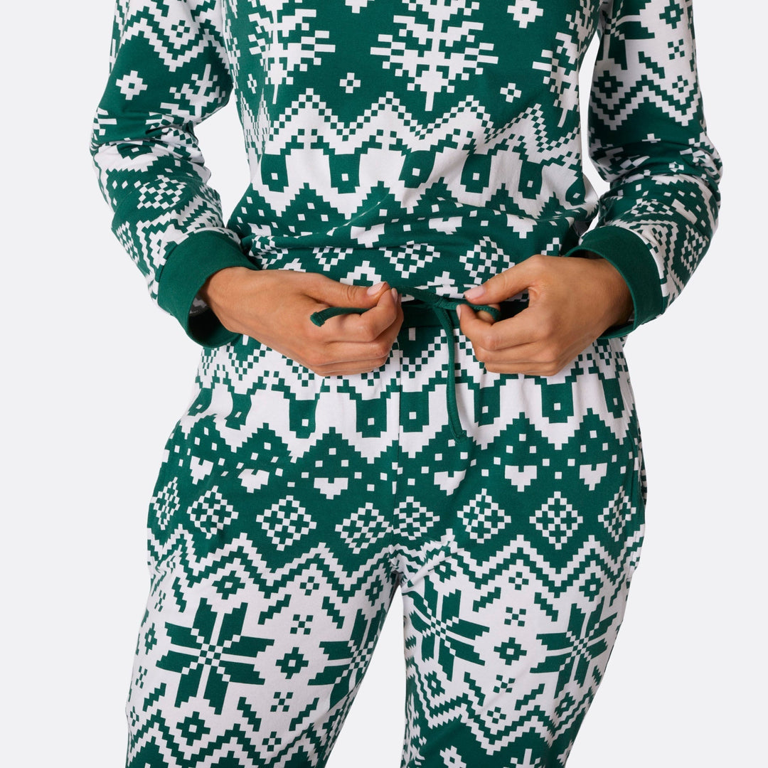 Vihreä jouluneule-joulupyjama naisille