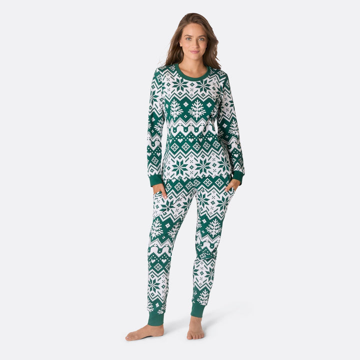 Vihreä jouluneule-joulupyjama naisille