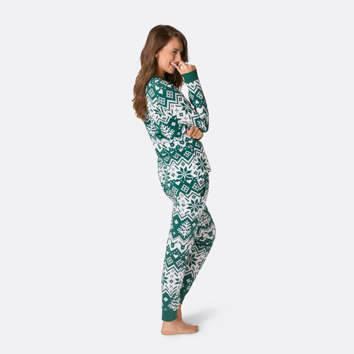 Vihreä jouluneule-joulupyjama naisille