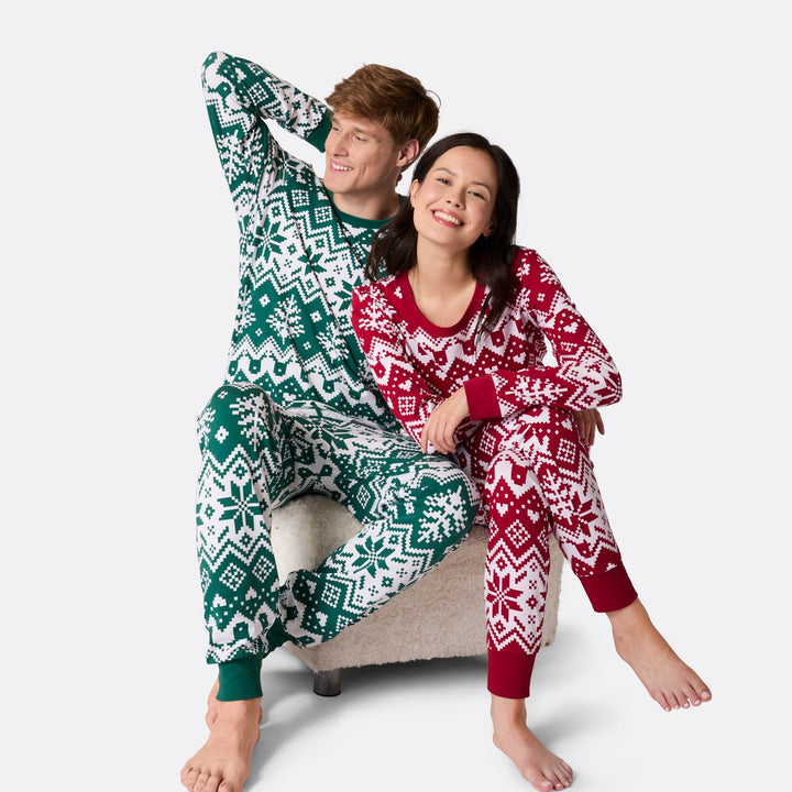 Vihreä jouluneule-joulupyjama naisille
