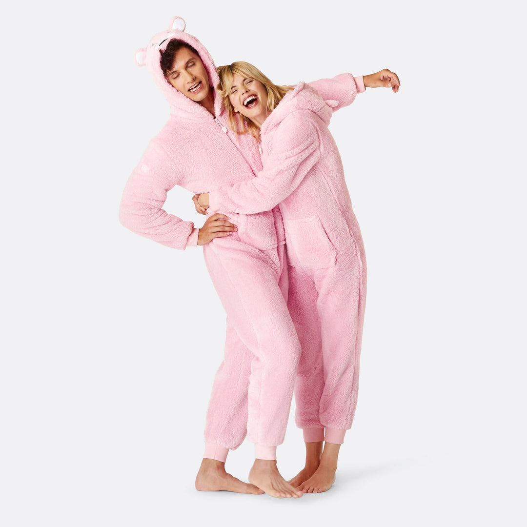 Vaaleanpunainen nalle-onesie miehille